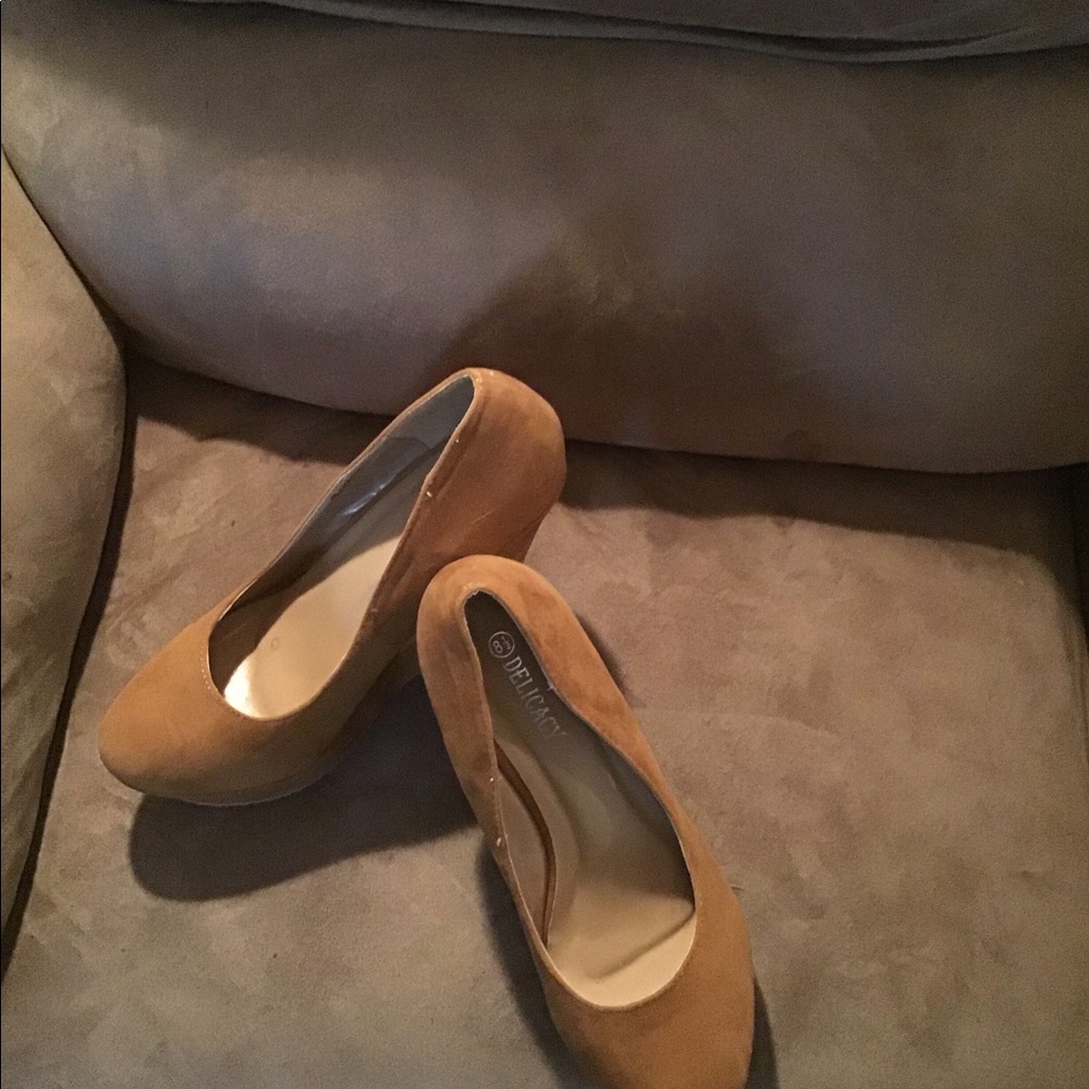 Chestnut wedges